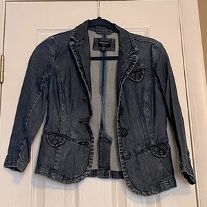 USED AMERICAN EAGLE JEANS JACKET SIZE S/P